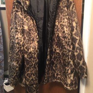 Plus size faux fur short coat